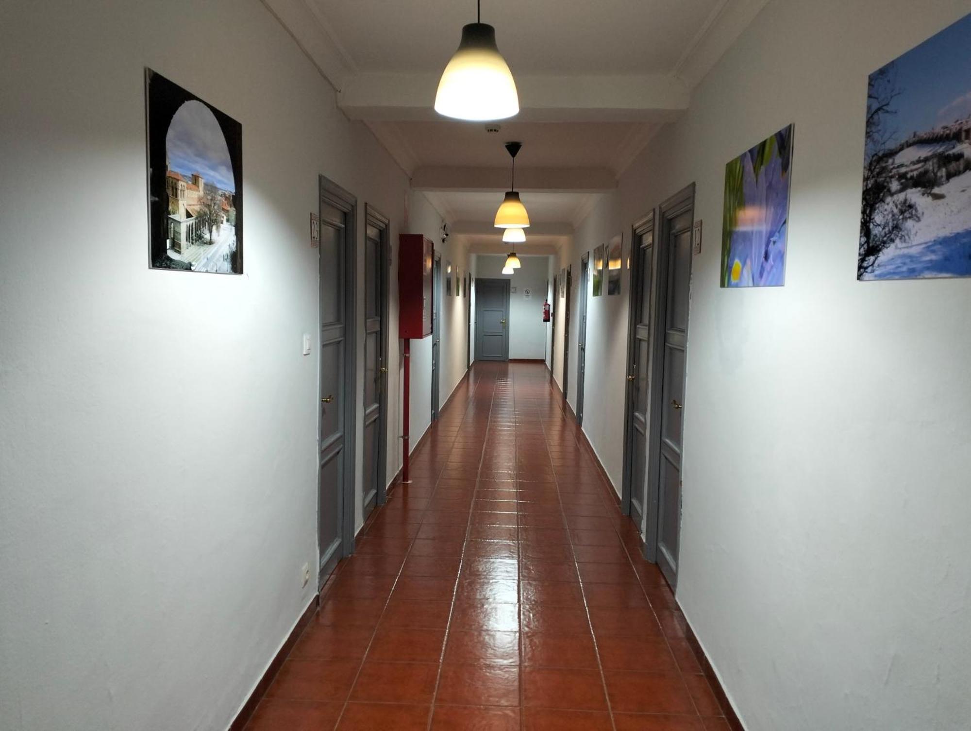 Hostal La Estacion Ávila المظهر الخارجي الصورة